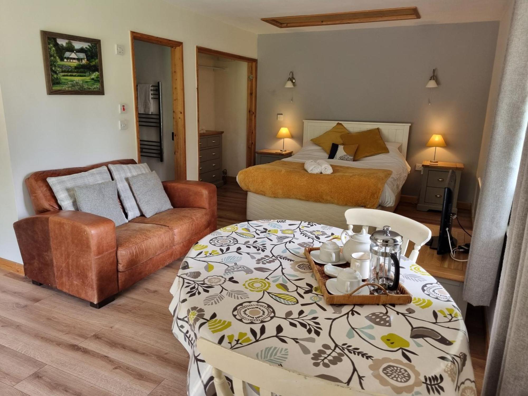 Glyndwr Vineyard Hotel Cowbridge Exterior photo